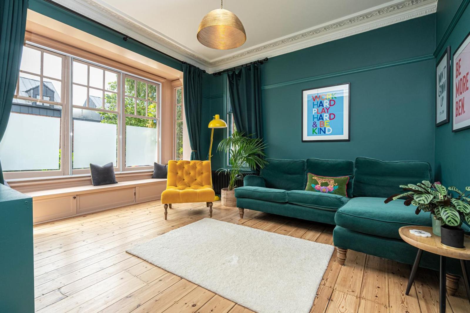 Chic And Colourful Family By Underthedoormat Ferienhaus